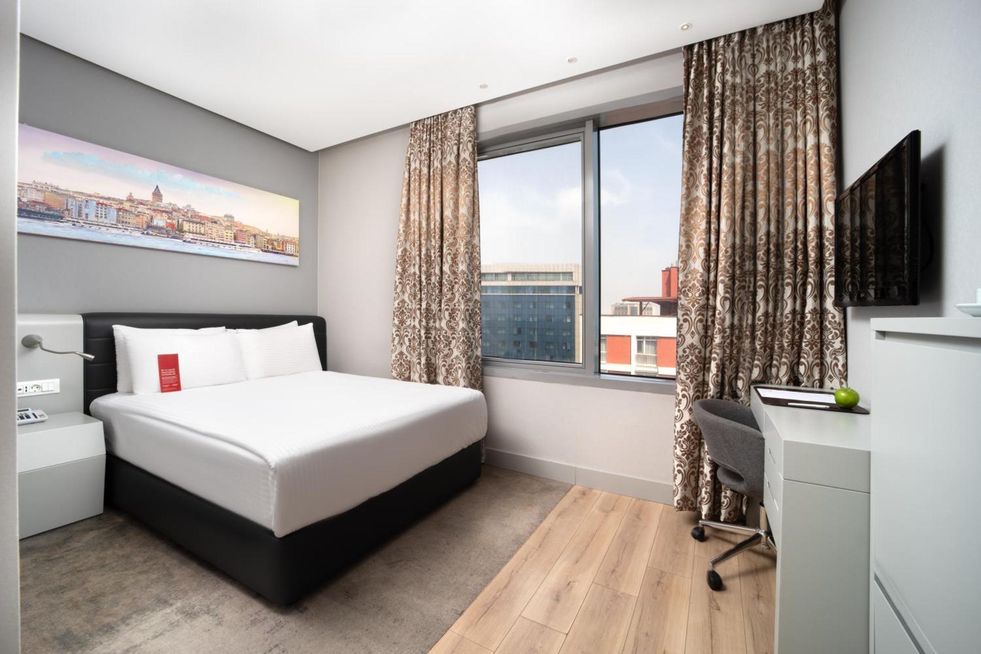 Ramada Plaza By Wyndham Istanbul Atakoy Hotell Exteriör bild