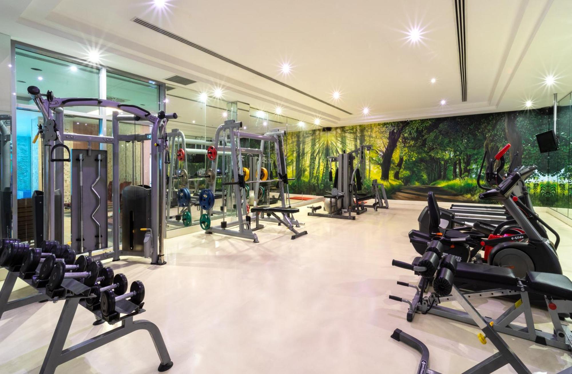 Ramada Plaza By Wyndham Istanbul Atakoy Hotell Exteriör bild