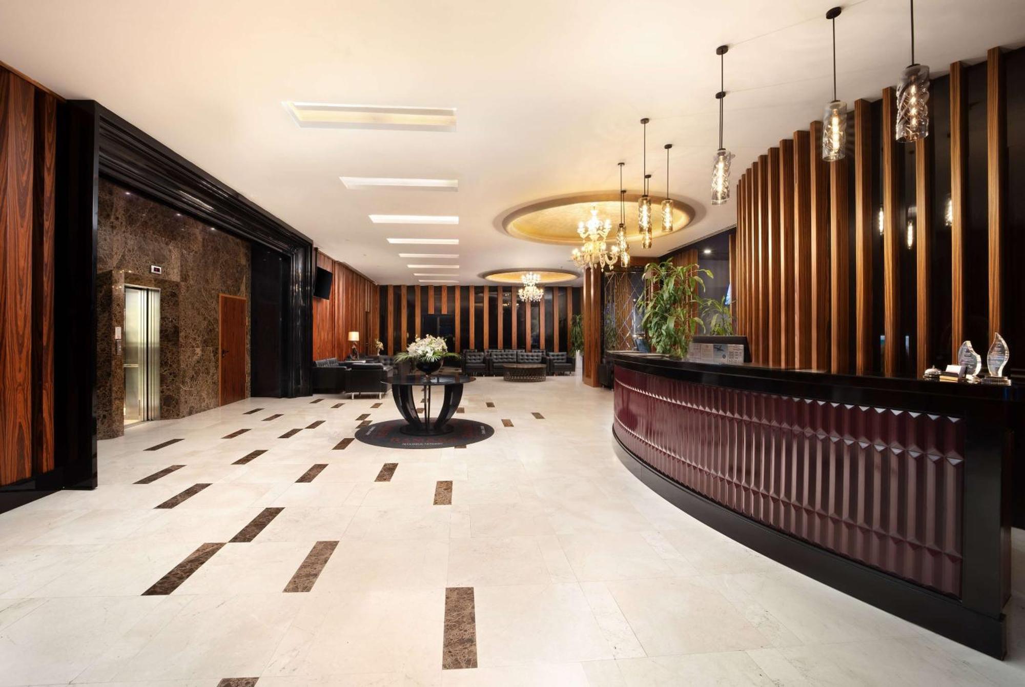 Ramada Plaza By Wyndham Istanbul Atakoy Hotell Exteriör bild